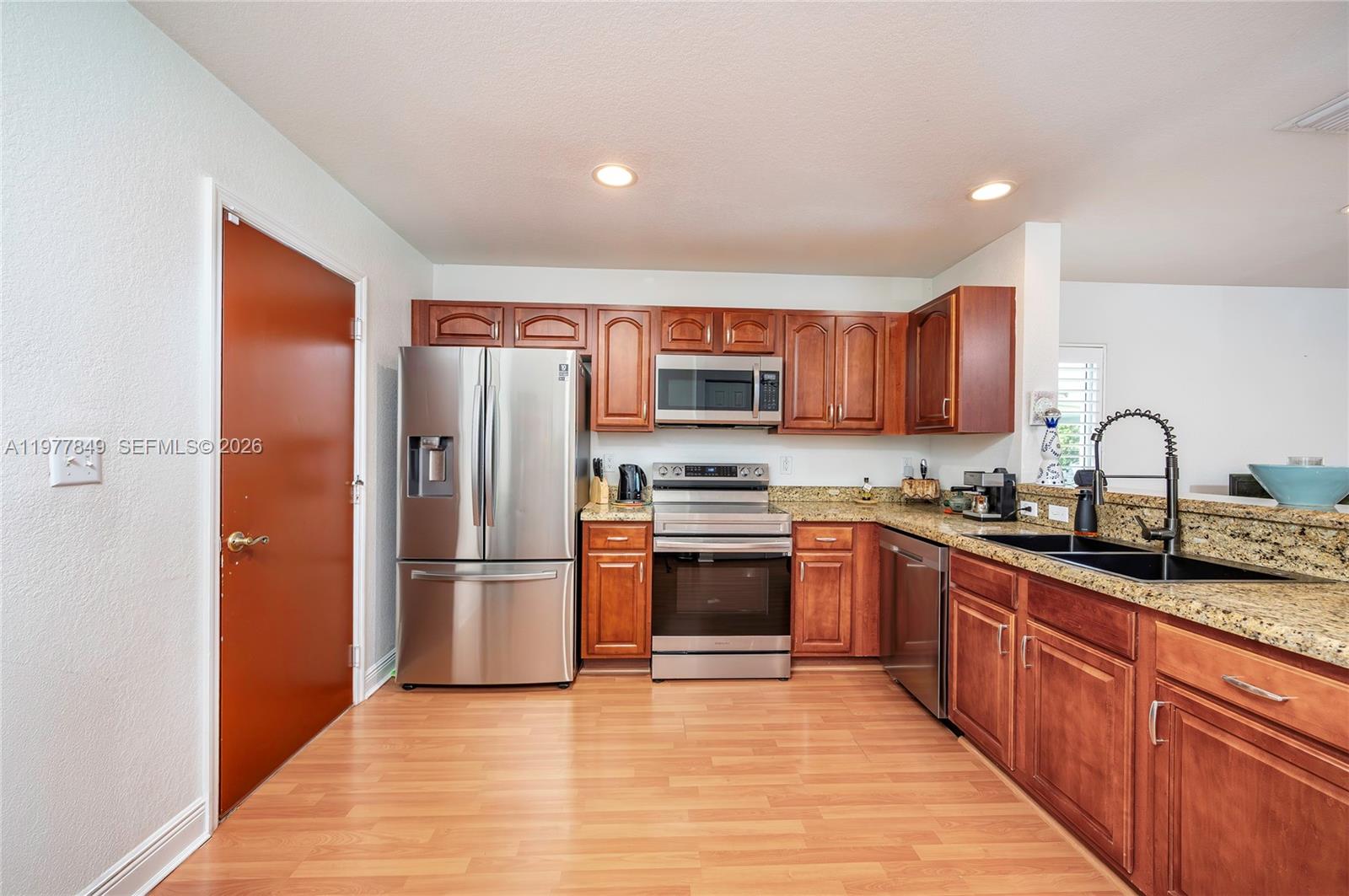 SILVER FALLS - Residential