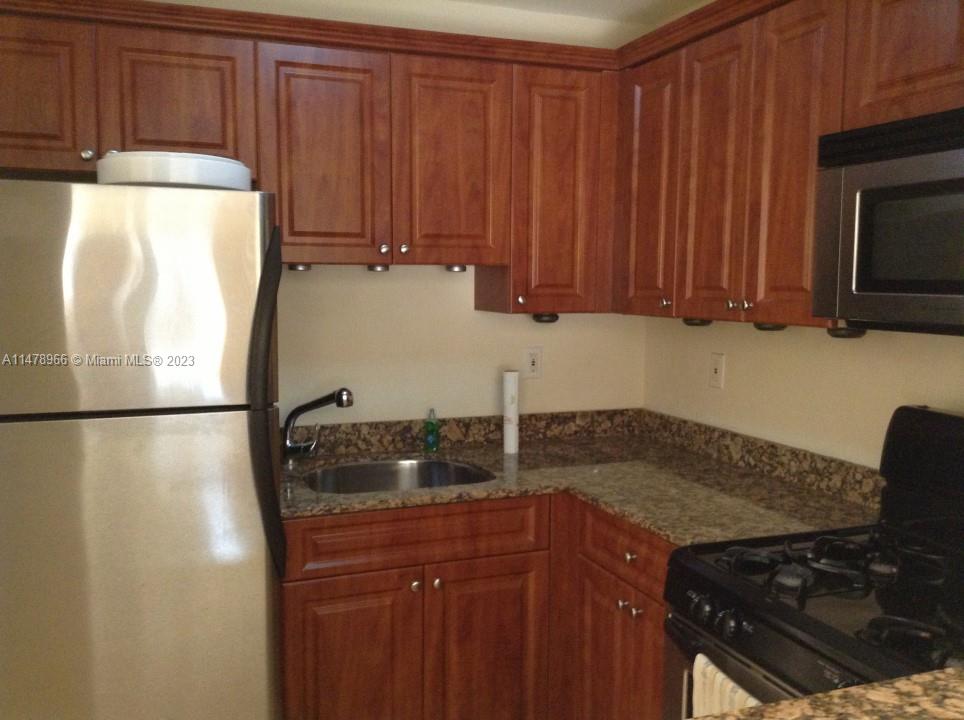 VILLAGIO AT PALMETTO BAY - Residential Lease