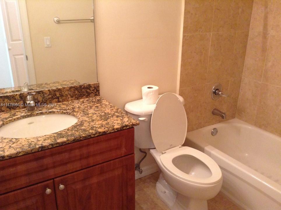 VILLAGIO AT PALMETTO BAY - Residential Lease