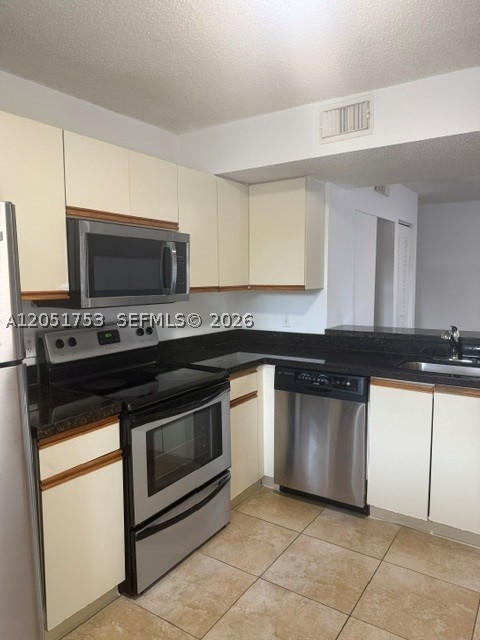 EDGEWATER CONDO - Residential Lease