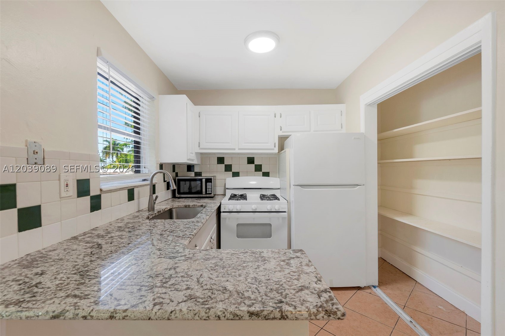 SUNRISE GOLF VILLAGE SEC - Residential Income