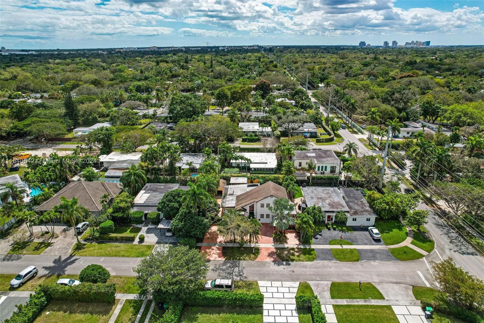 RIVIERA ESTATES 2ND ADDN - Residential Lease