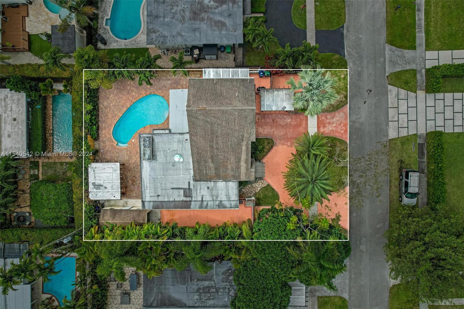 RIVIERA ESTATES 2ND ADDN - Residential Lease