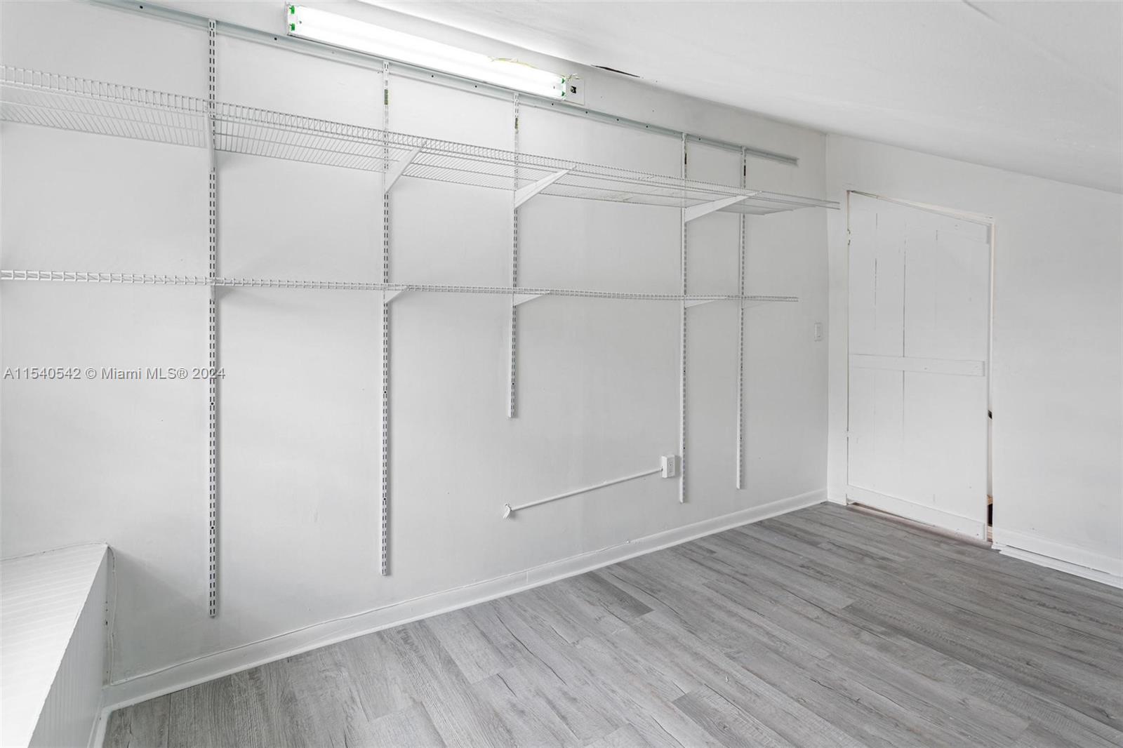 RIVIERA ESTATES 2ND ADDN - Residential Lease