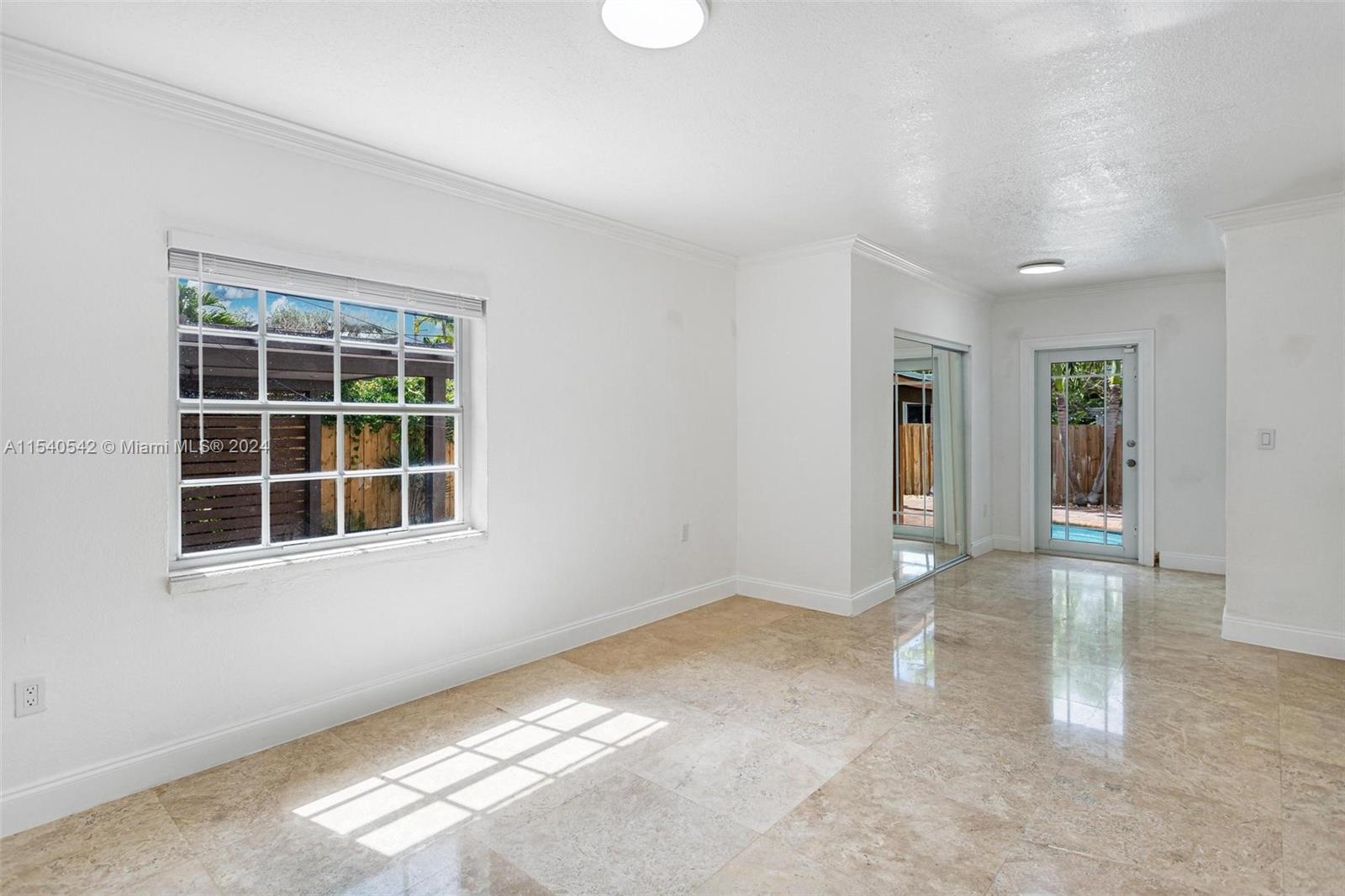 RIVIERA ESTATES 2ND ADDN - Residential Lease