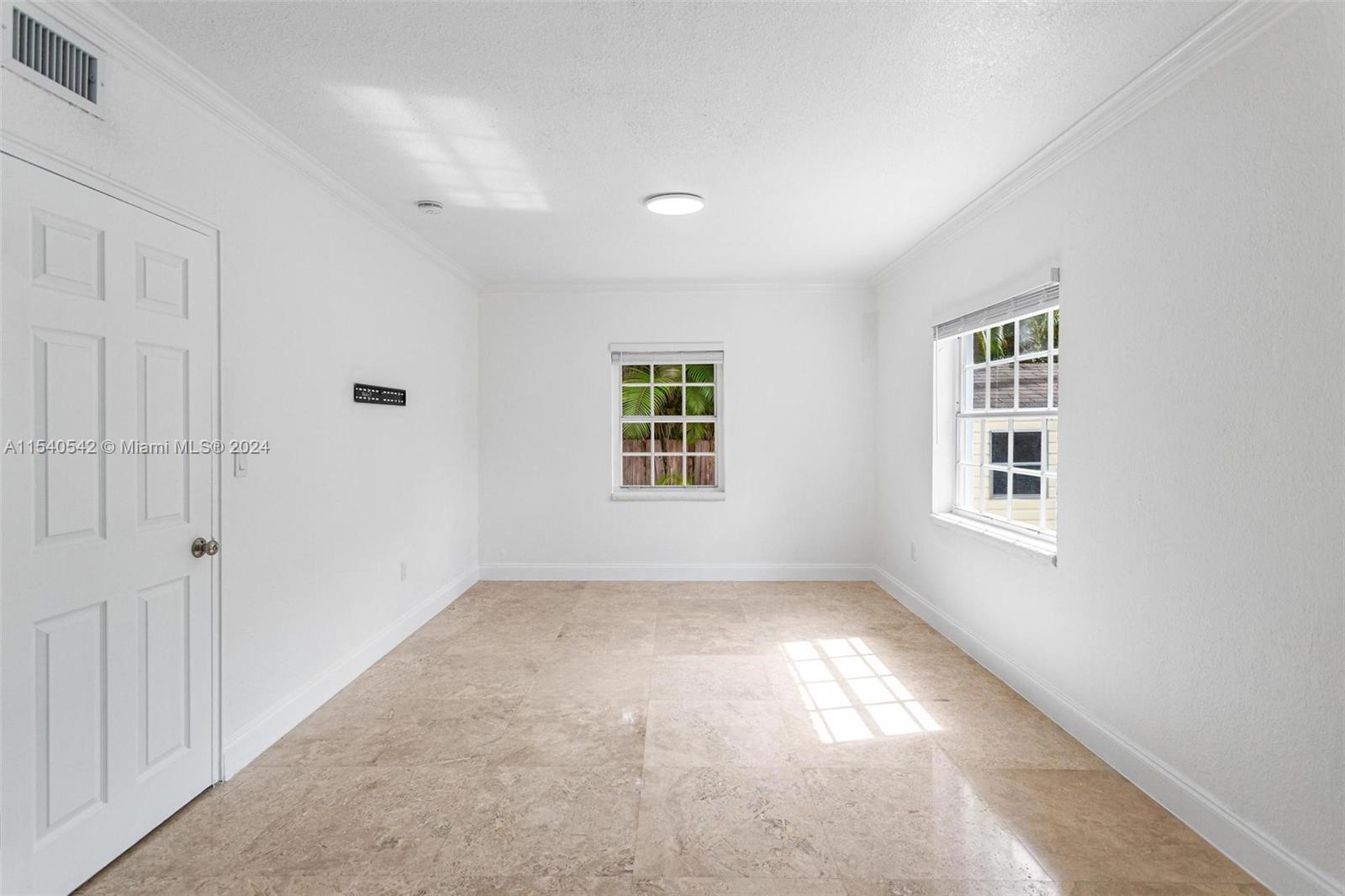 RIVIERA ESTATES 2ND ADDN - Residential Lease