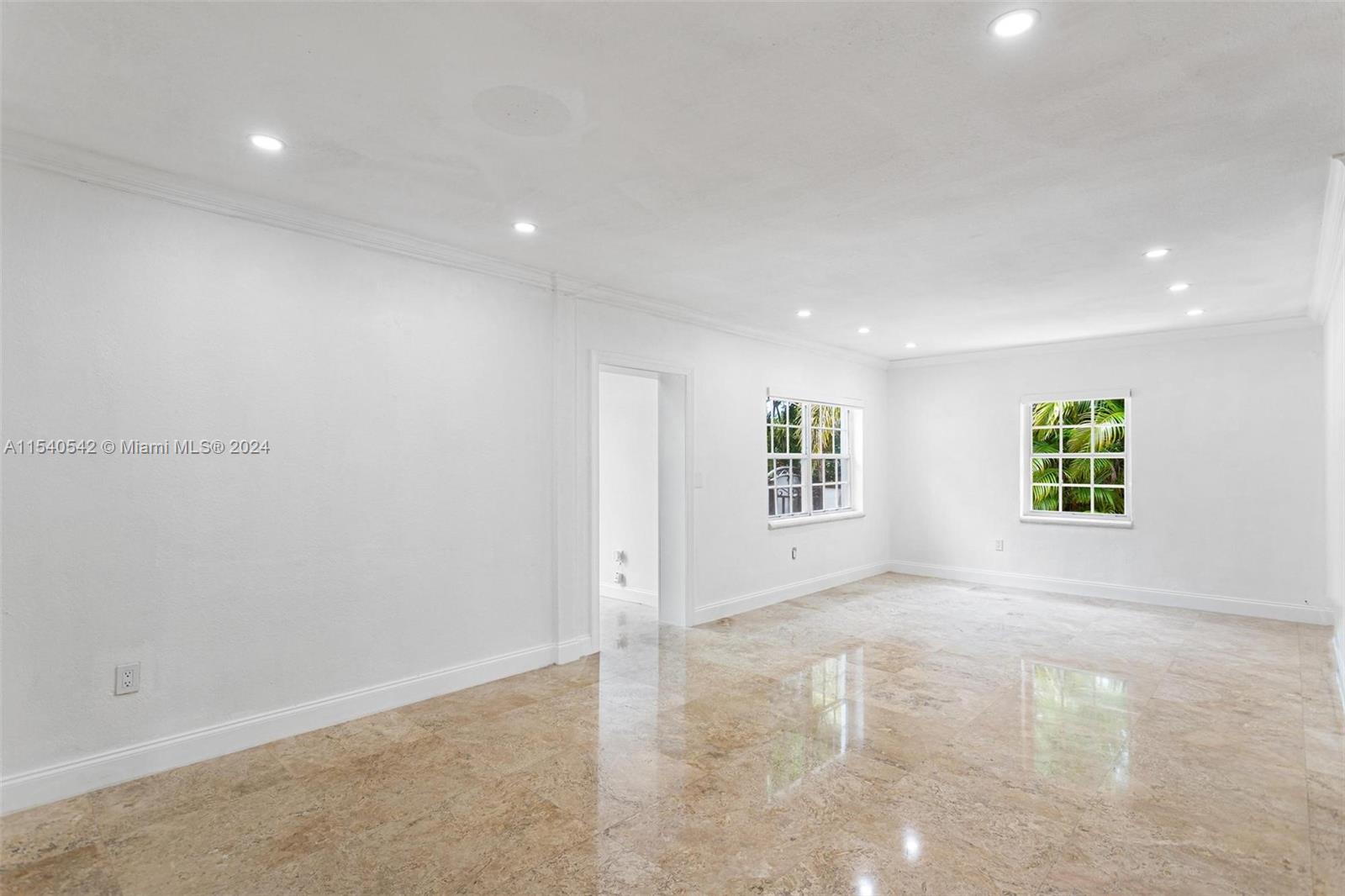 RIVIERA ESTATES 2ND ADDN - Residential Lease