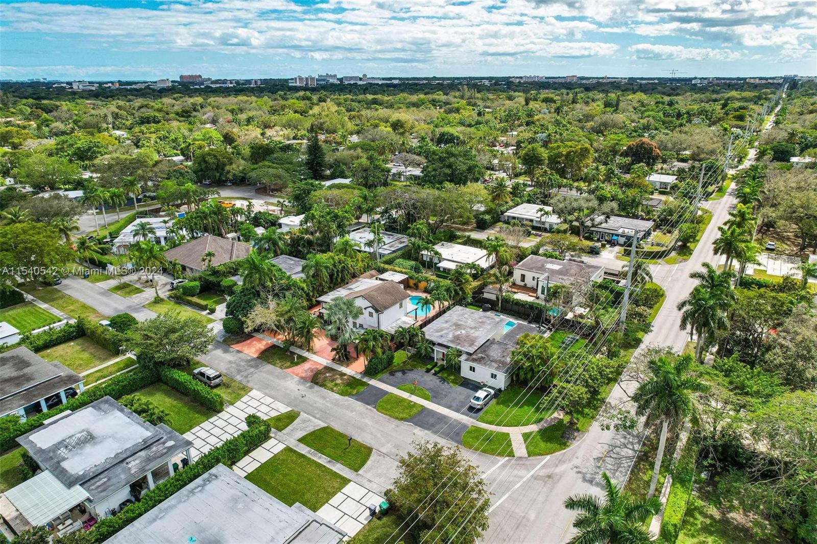 RIVIERA ESTATES 2ND ADDN - Residential Lease