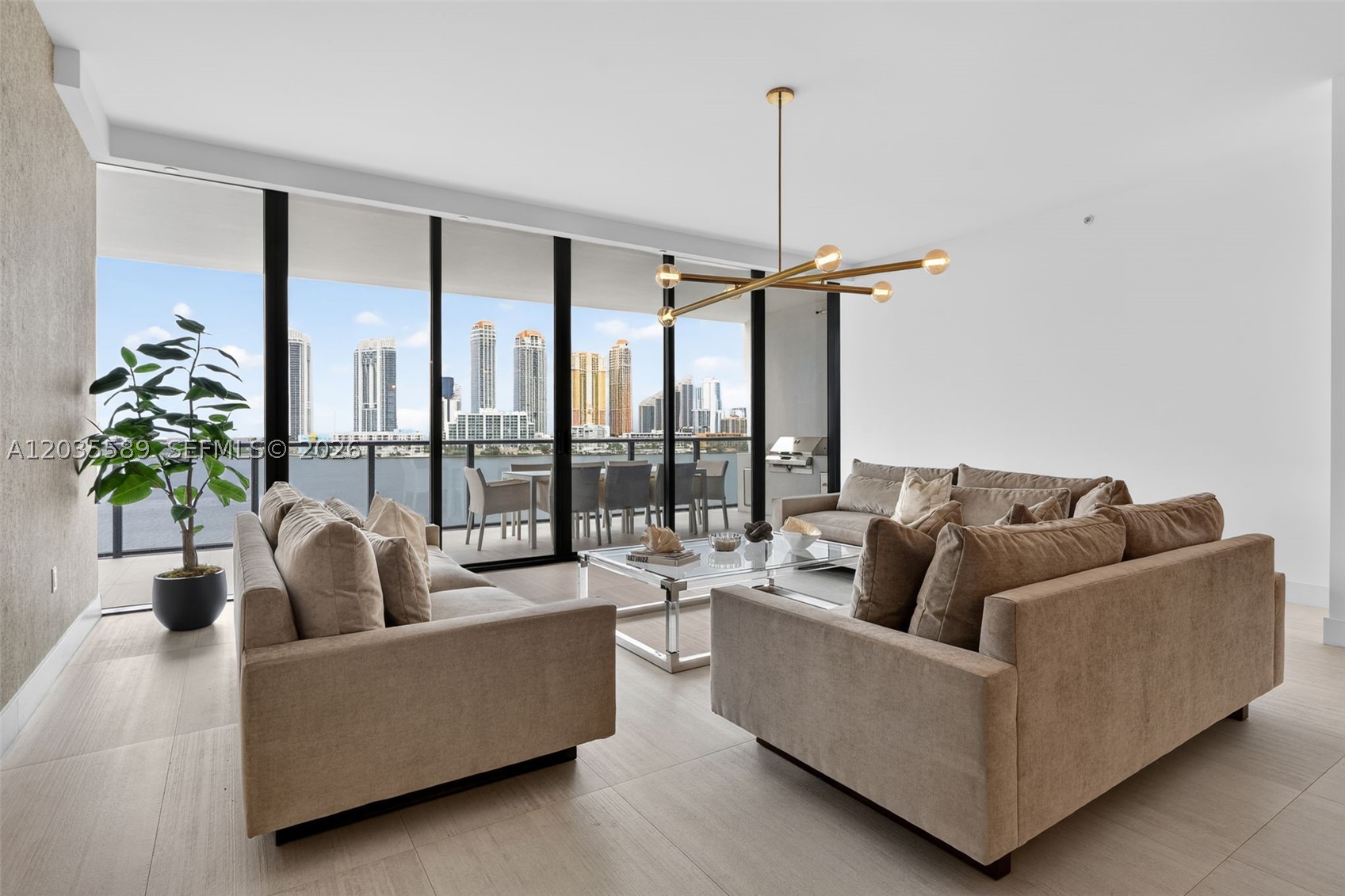 PRIVE CONDO - Residential Lease