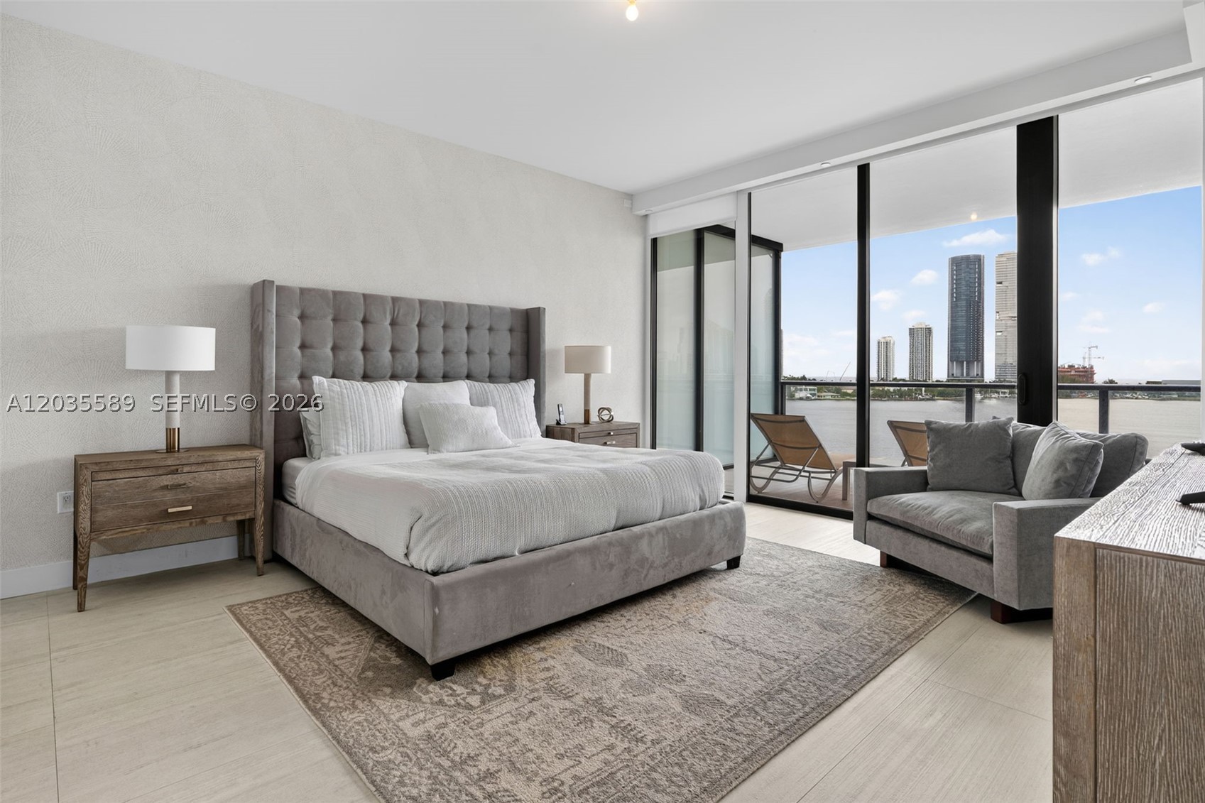 PRIVE CONDO - Residential Lease