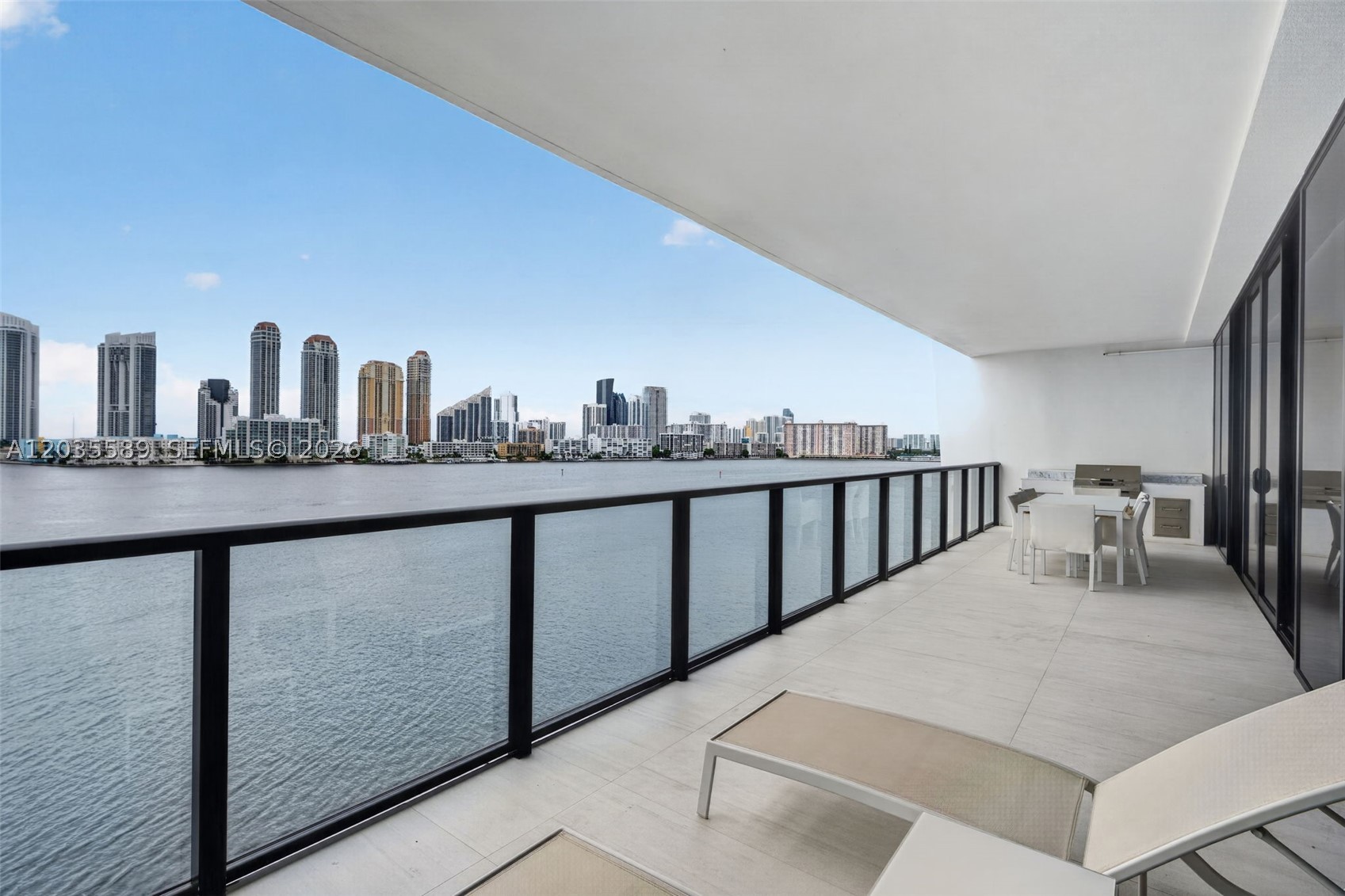 PRIVE CONDO - Residential Lease