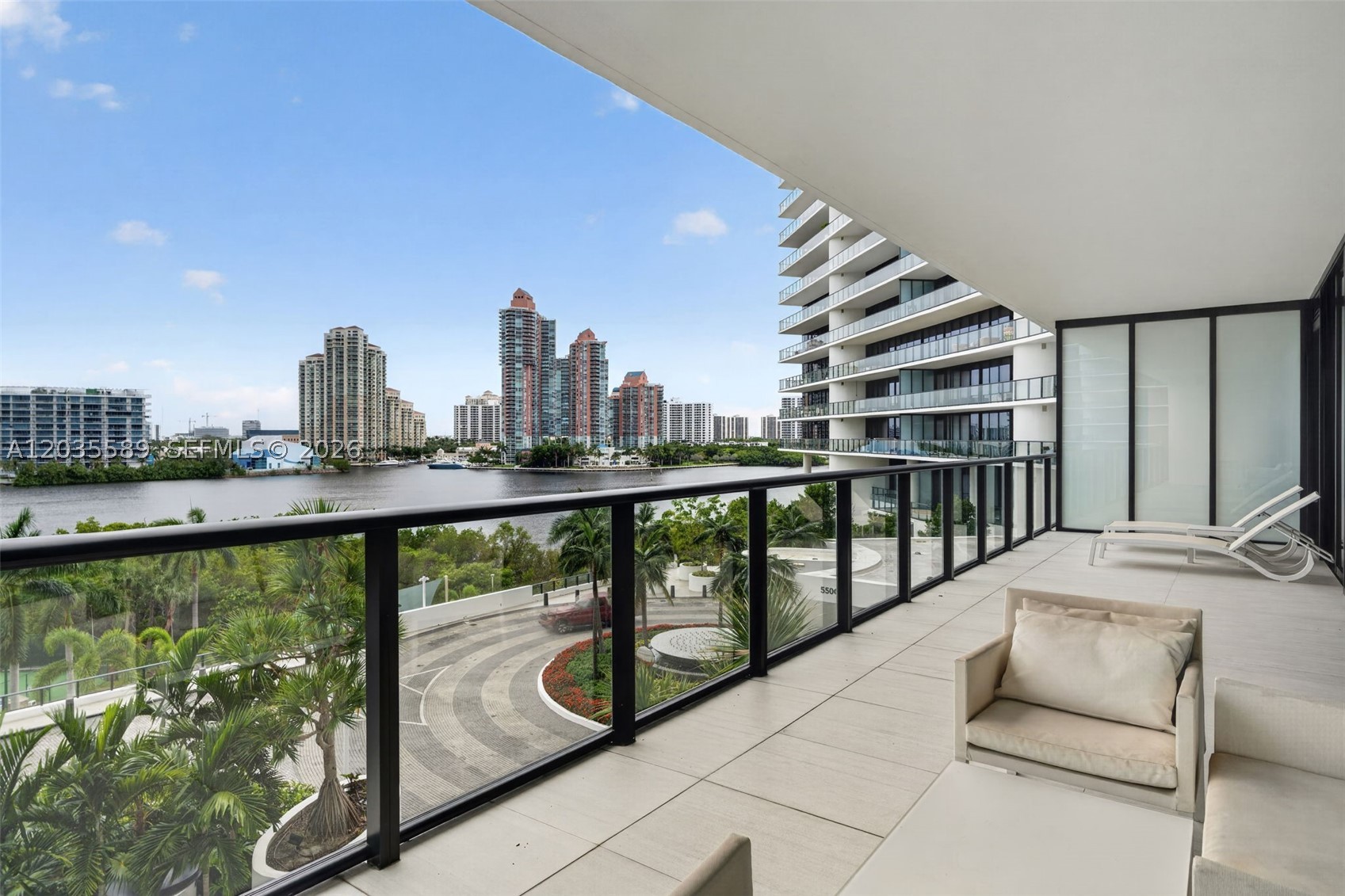 PRIVE CONDO - Residential Lease