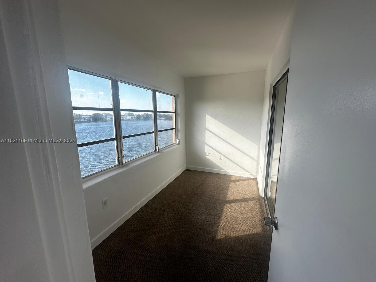 STAR LAKES ESTATES NO 6 C - Residential