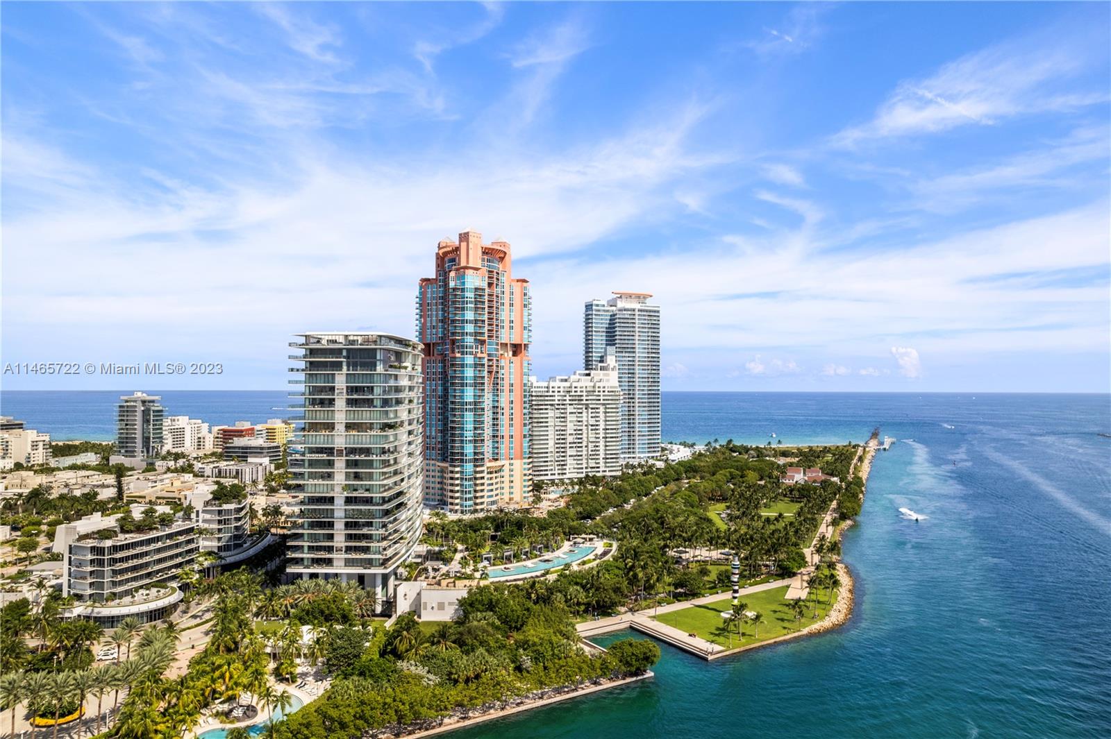 APOGEE CONDO - Residential