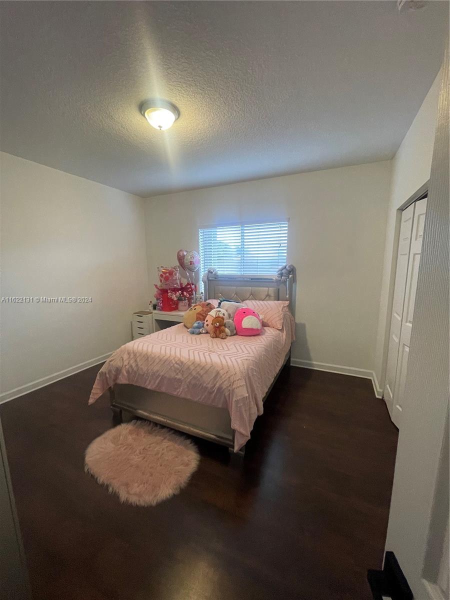 SILVER PALM HOMES - Residential Lease