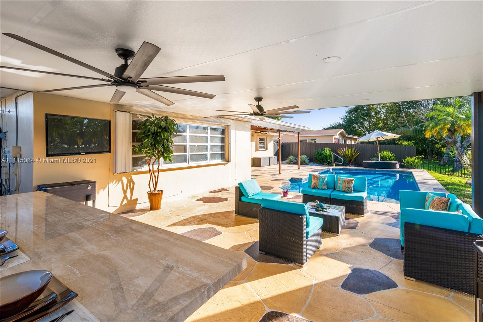 PASADENA LAKES WEST - Residential