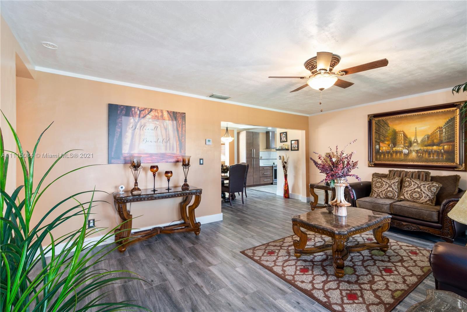 PASADENA LAKES WEST - Residential