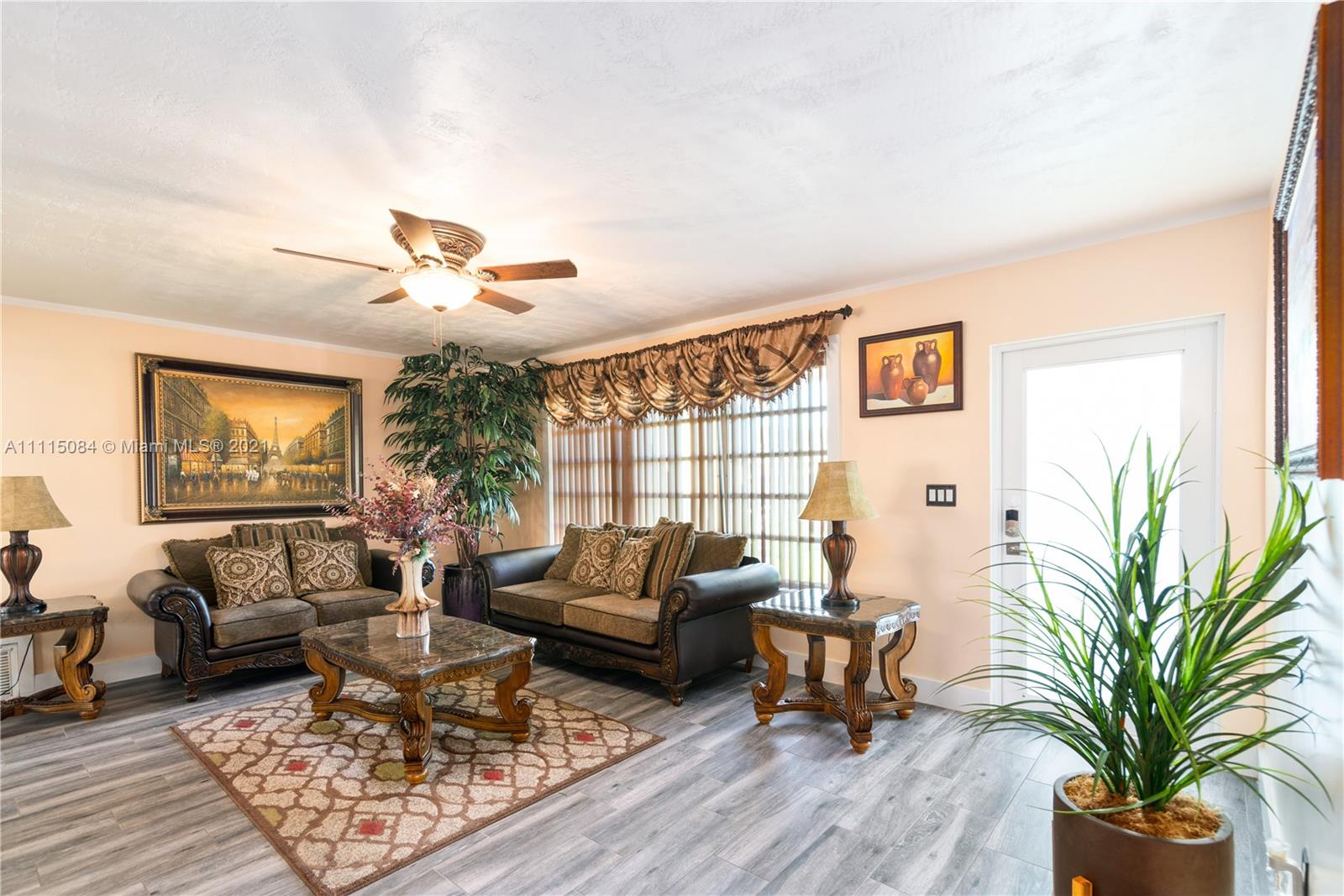 PASADENA LAKES WEST - Residential