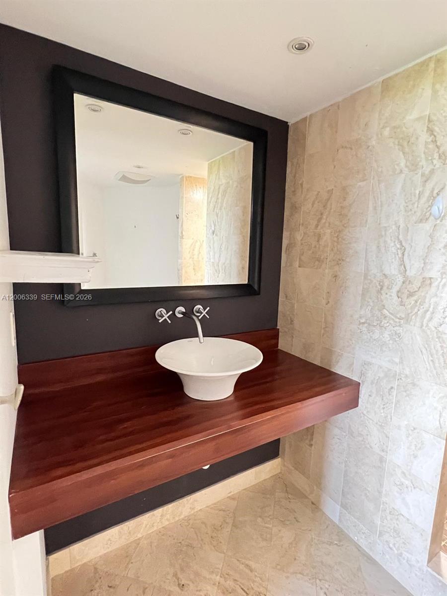 SOLEIL AT FONTAINEBLEAU C - Residential