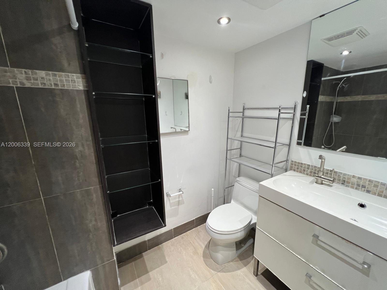SOLEIL AT FONTAINEBLEAU C - Residential