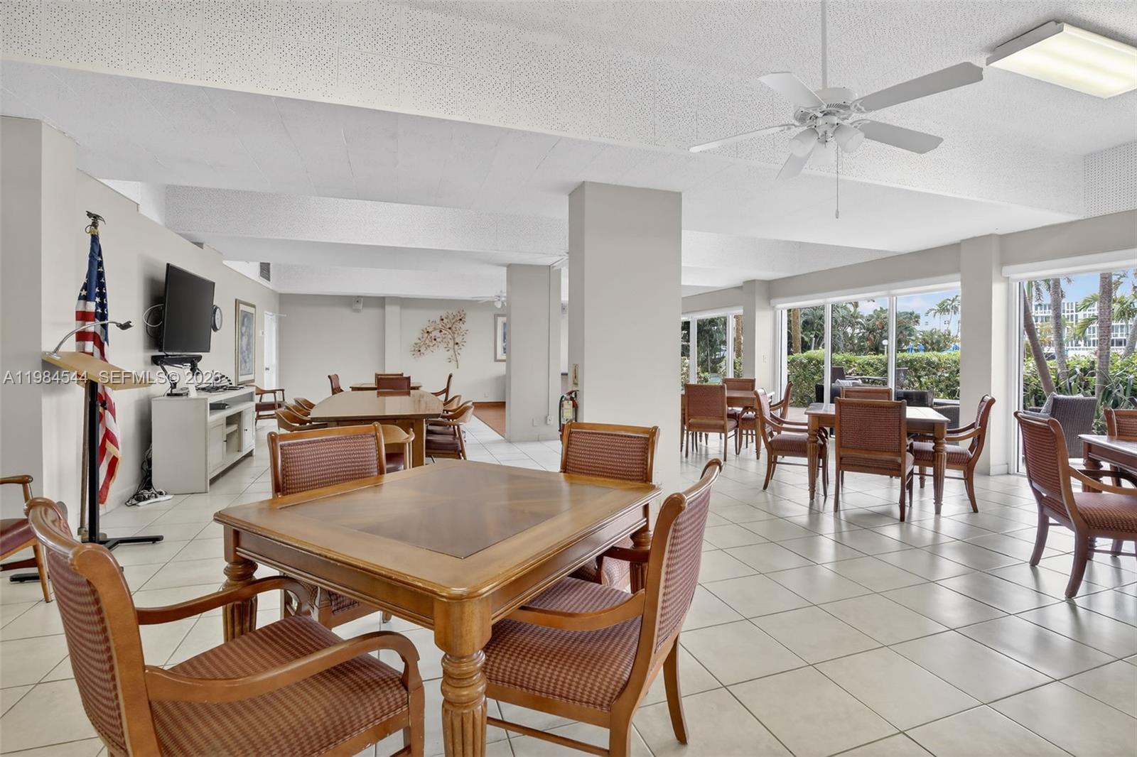 CORAL RIDGE TOWERS CO-OP - Residential