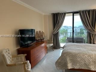 WINSTON TOWERS 600 CONDO - Residential