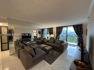 WINSTON TOWERS 600 CONDO - Residential
