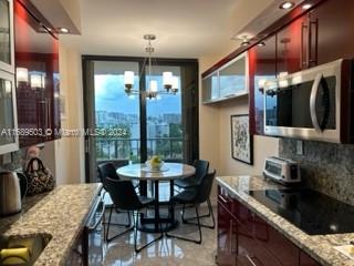 WINSTON TOWERS 600 CONDO - Residential