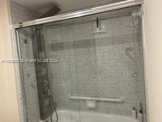 WINSTON TOWERS 600 CONDO - Residential