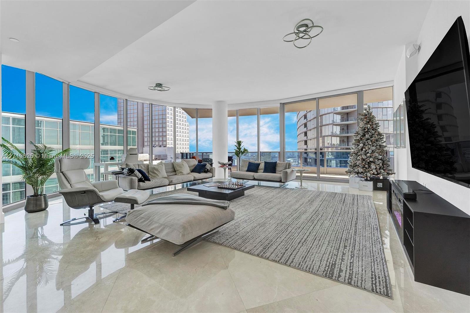 EPIC WEST CONDO - Residential Lease