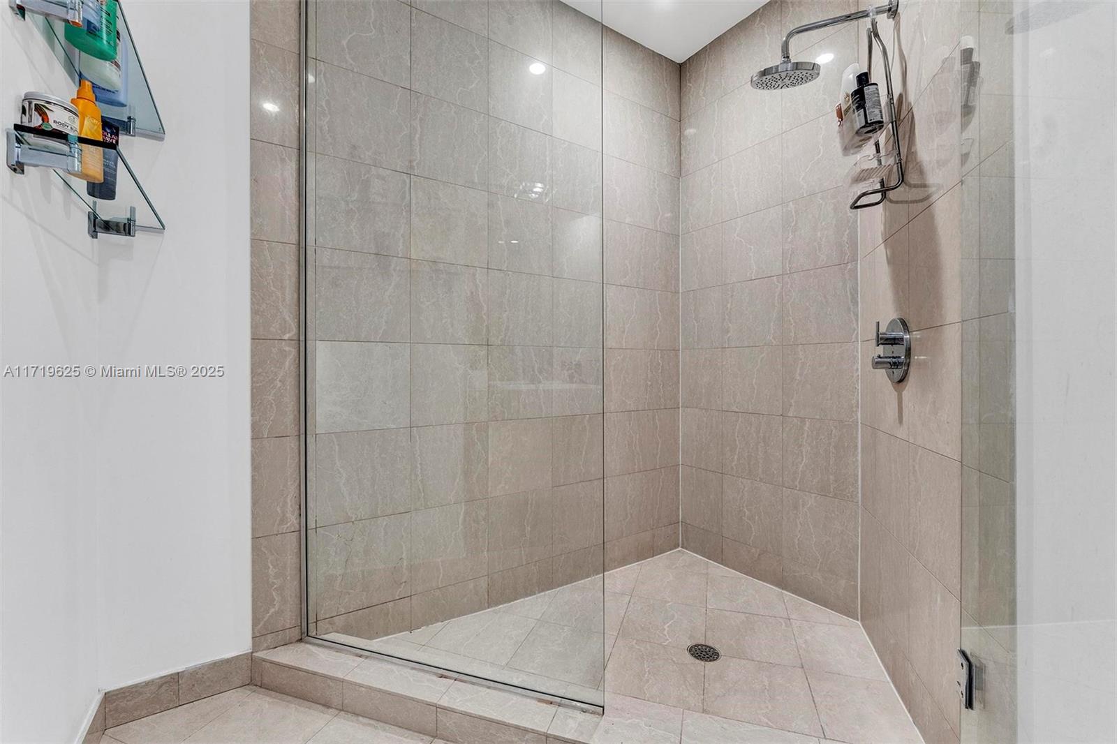 EPIC WEST CONDO - Residential Lease
