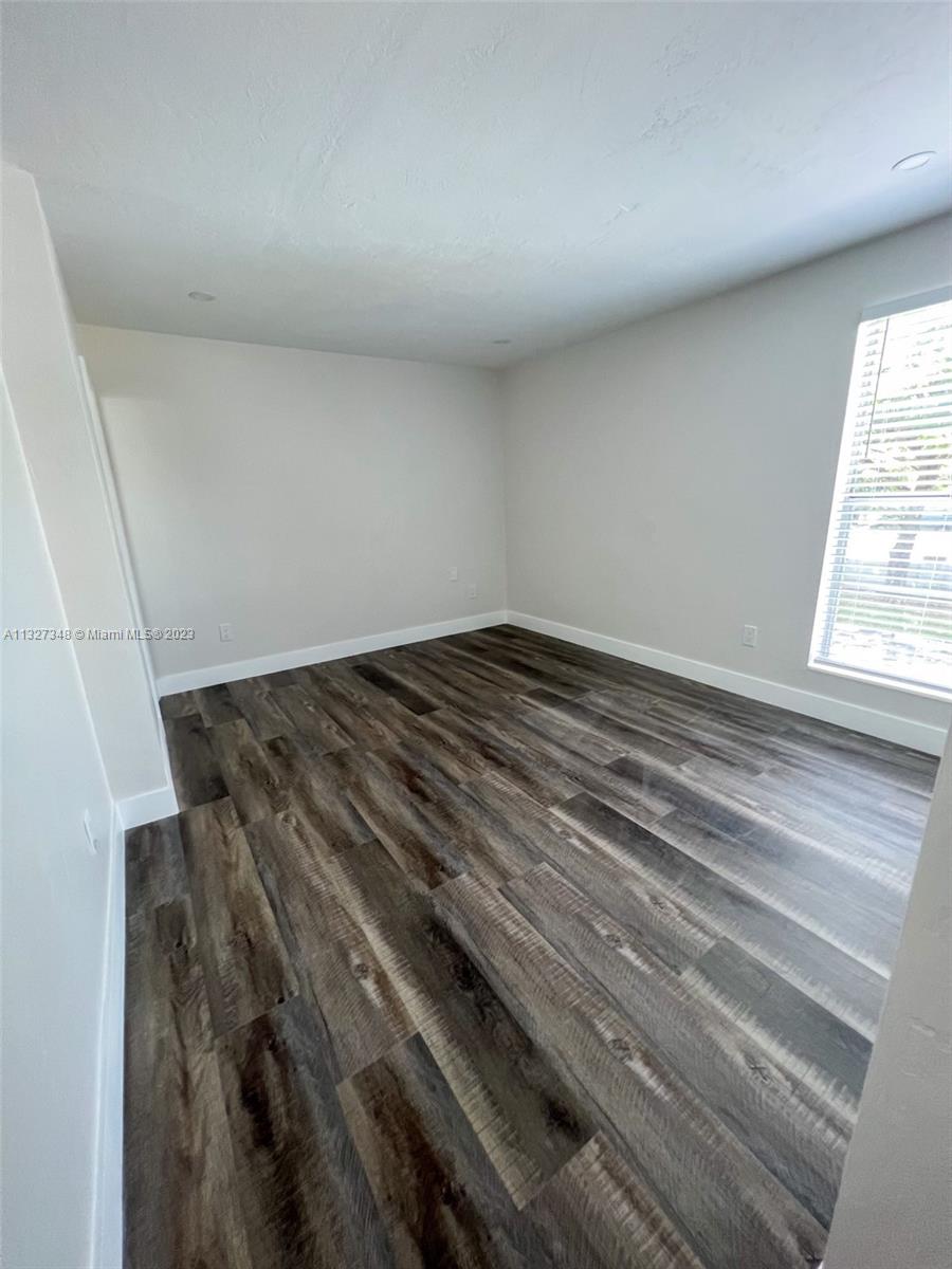 KENDALL ACRES CONDO BLDG - Residential