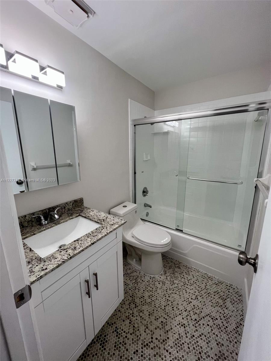 KENDALL ACRES CONDO BLDG - Residential