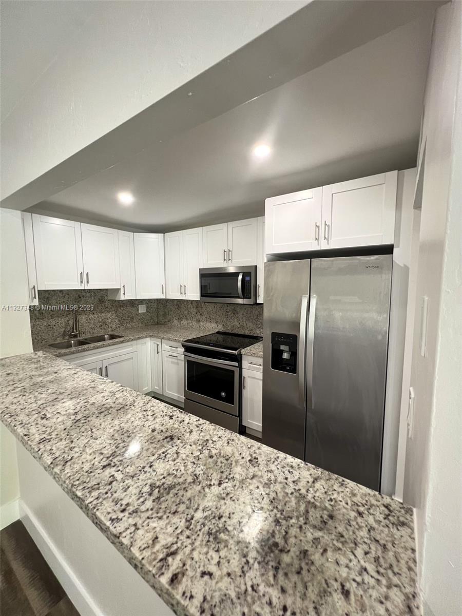 KENDALL ACRES CONDO BLDG - Residential