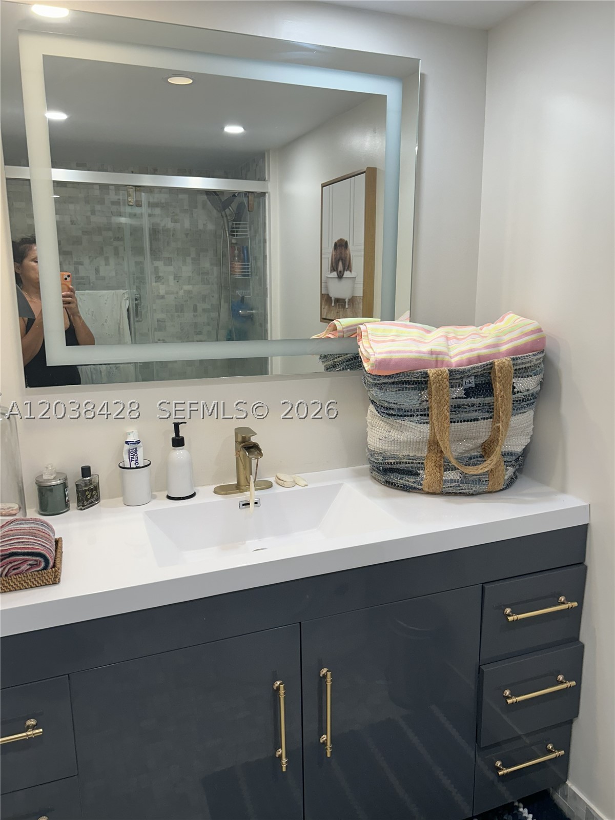 LA MER ESTATES SOUTH COND - Residential Lease
