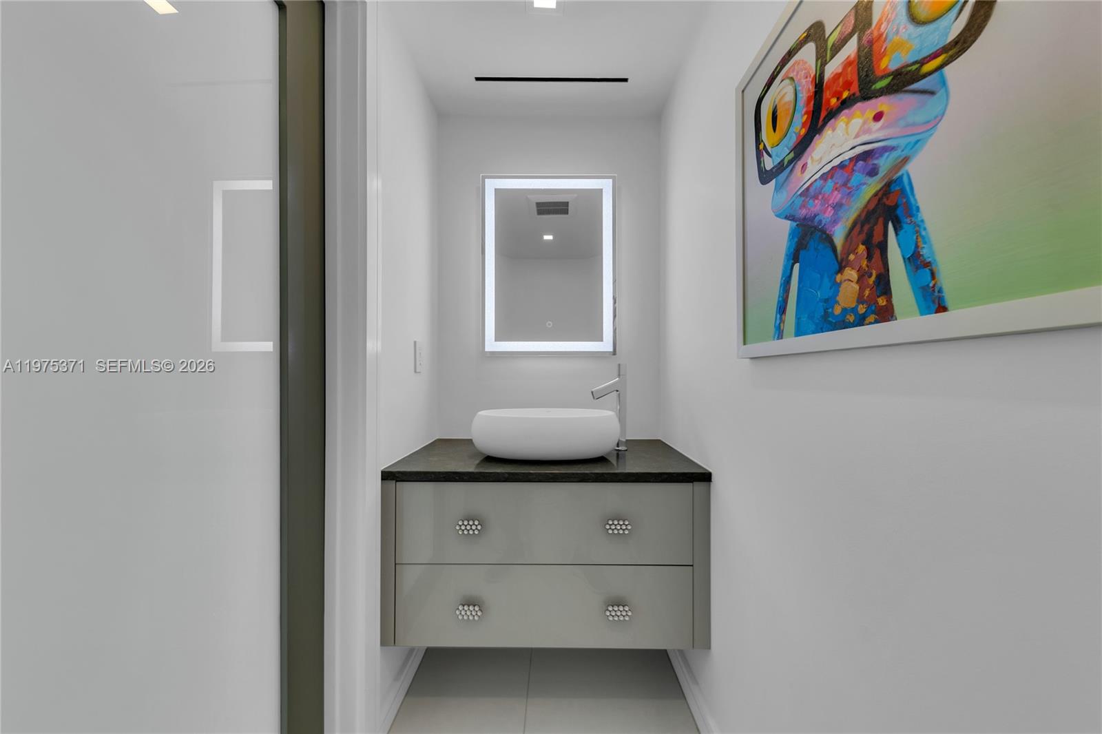 DIPLOMAT OCEANFRONT RESID - Residential