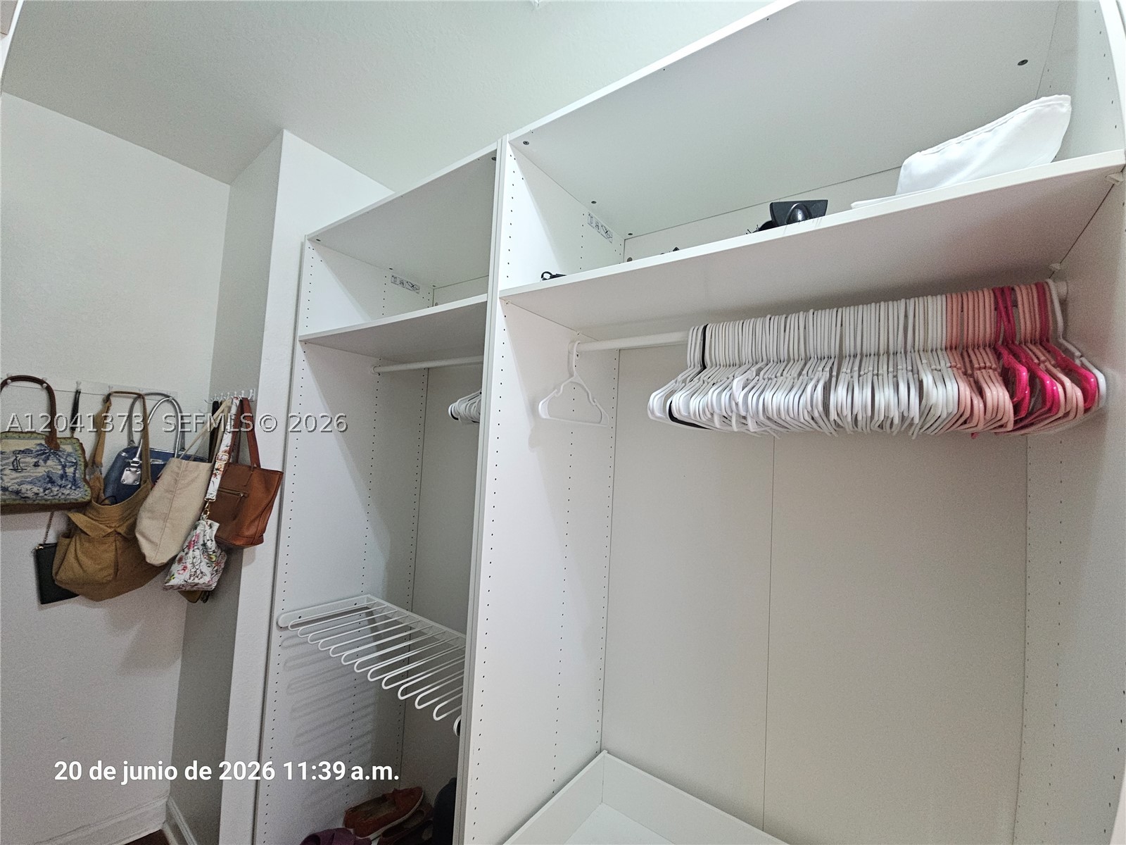 SILVER PALM EAST SEC THRE - Residential