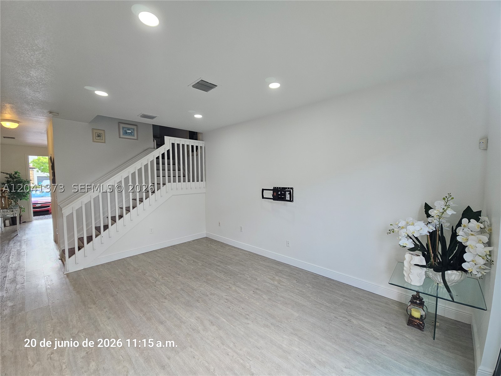 SILVER PALM EAST SEC THRE - Residential