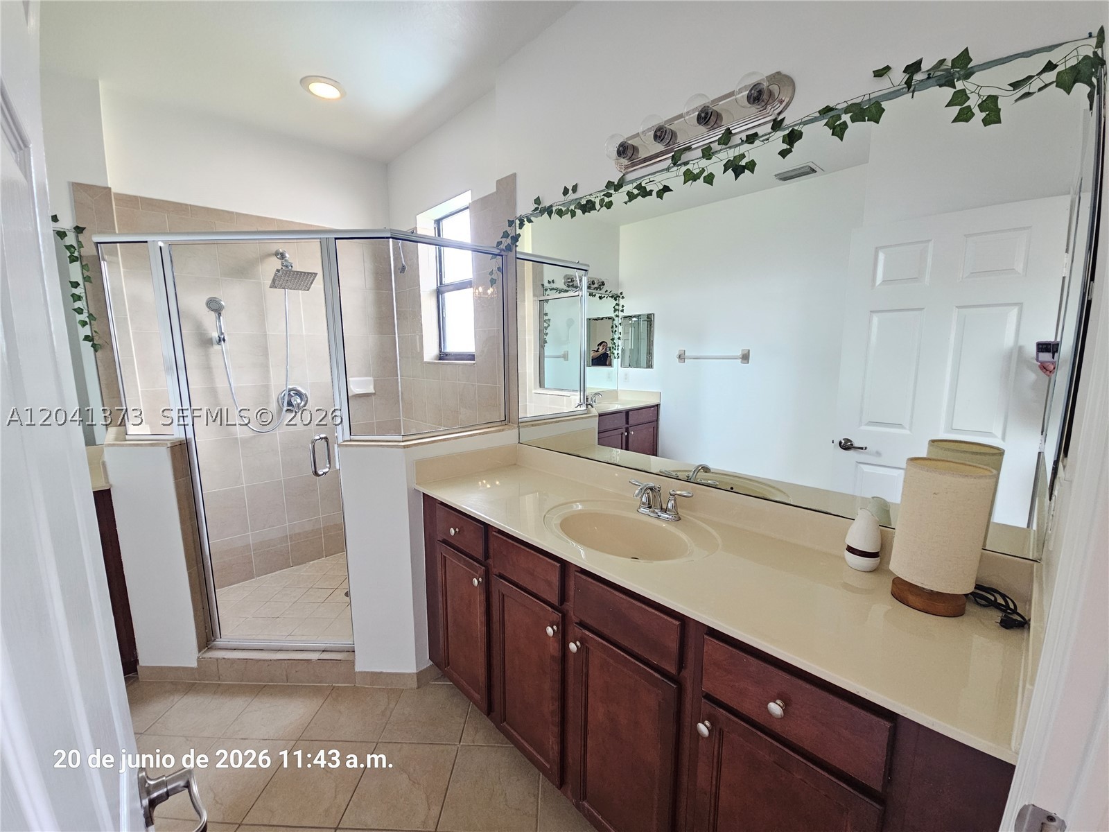 SILVER PALM EAST SEC THRE - Residential
