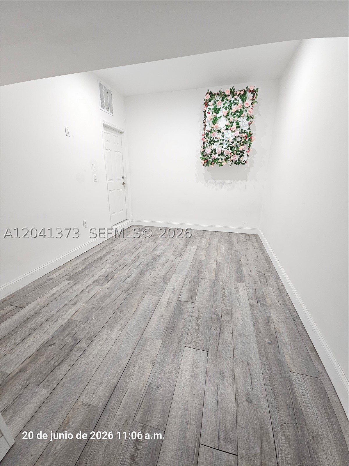 SILVER PALM EAST SEC THRE - Residential