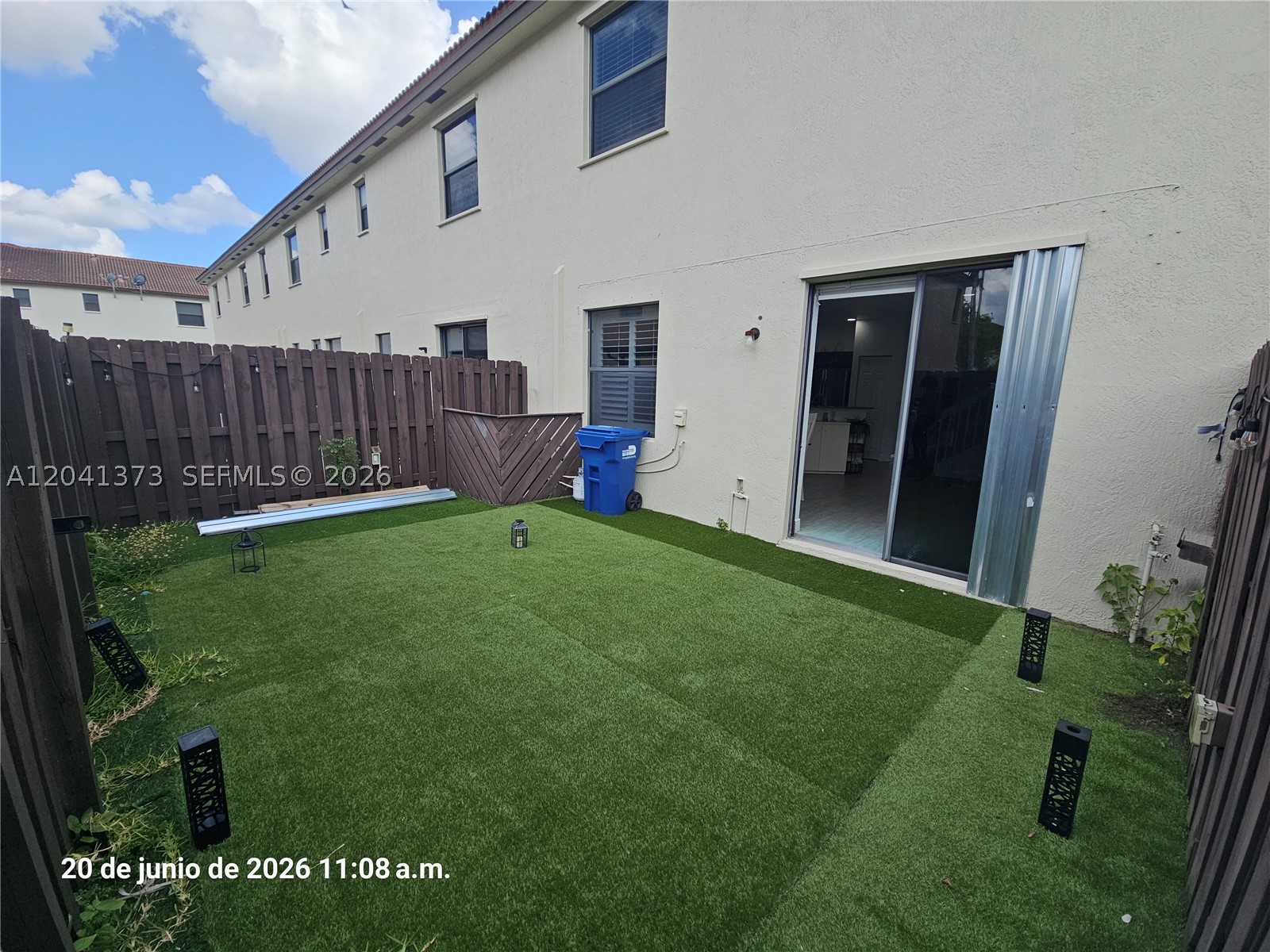 SILVER PALM EAST SEC THRE - Residential