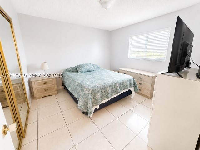 WARRENTON HOUSE CONDO - Residential