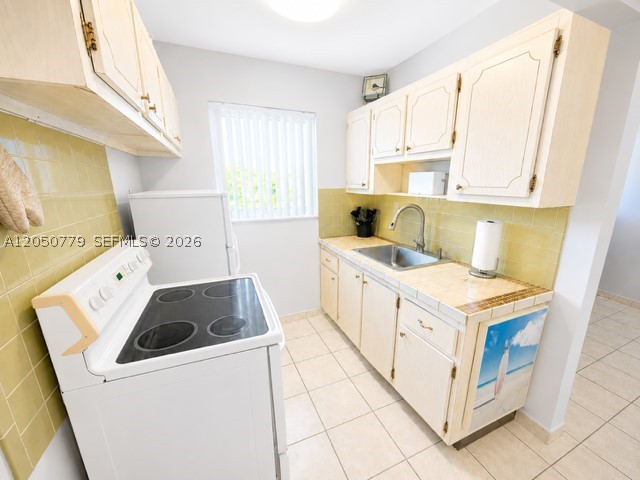 WARRENTON HOUSE CONDO - Residential