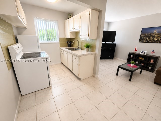 WARRENTON HOUSE CONDO - Residential