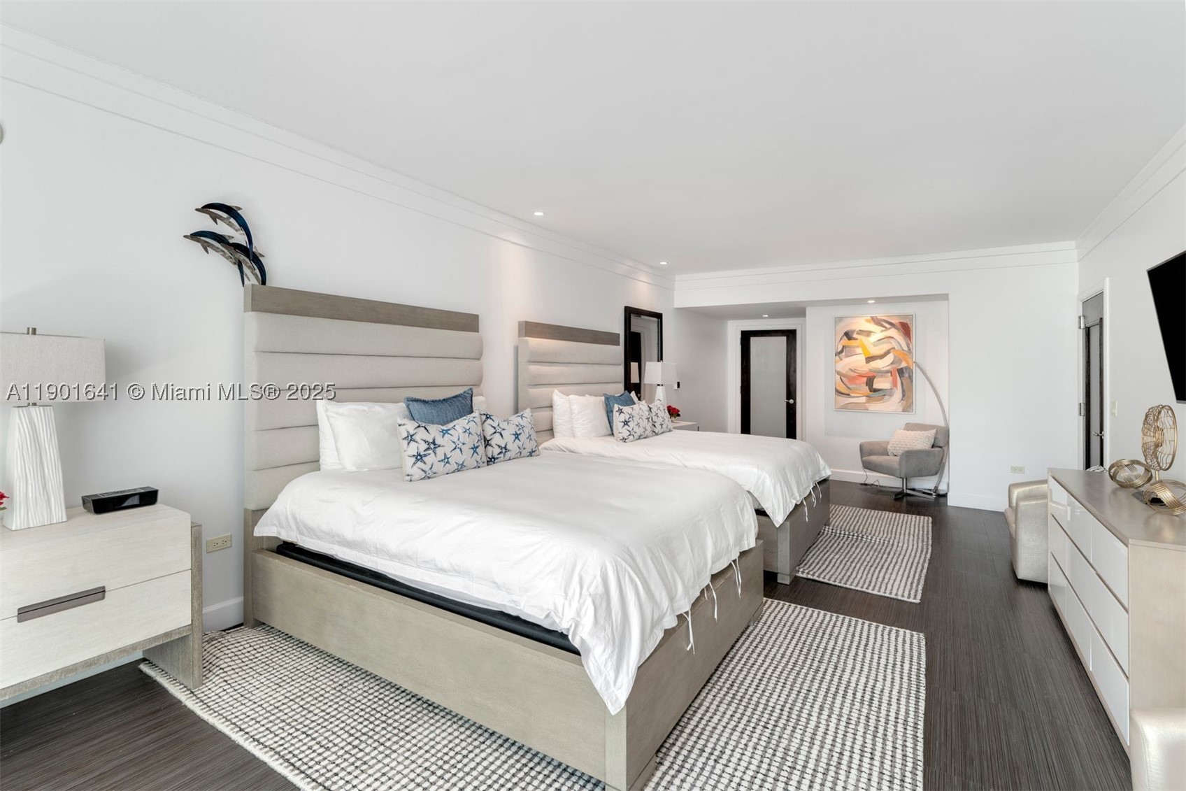 FONTAINEBLEAU III OCEAN C - Residential