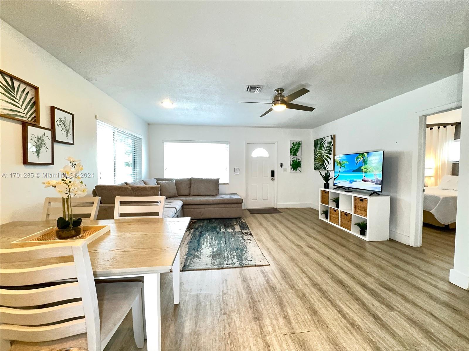 EDGEWATER ESTATES-AMEN PL - Residential Lease