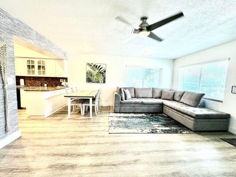 EDGEWATER ESTATES-AMEN PL - Residential Lease