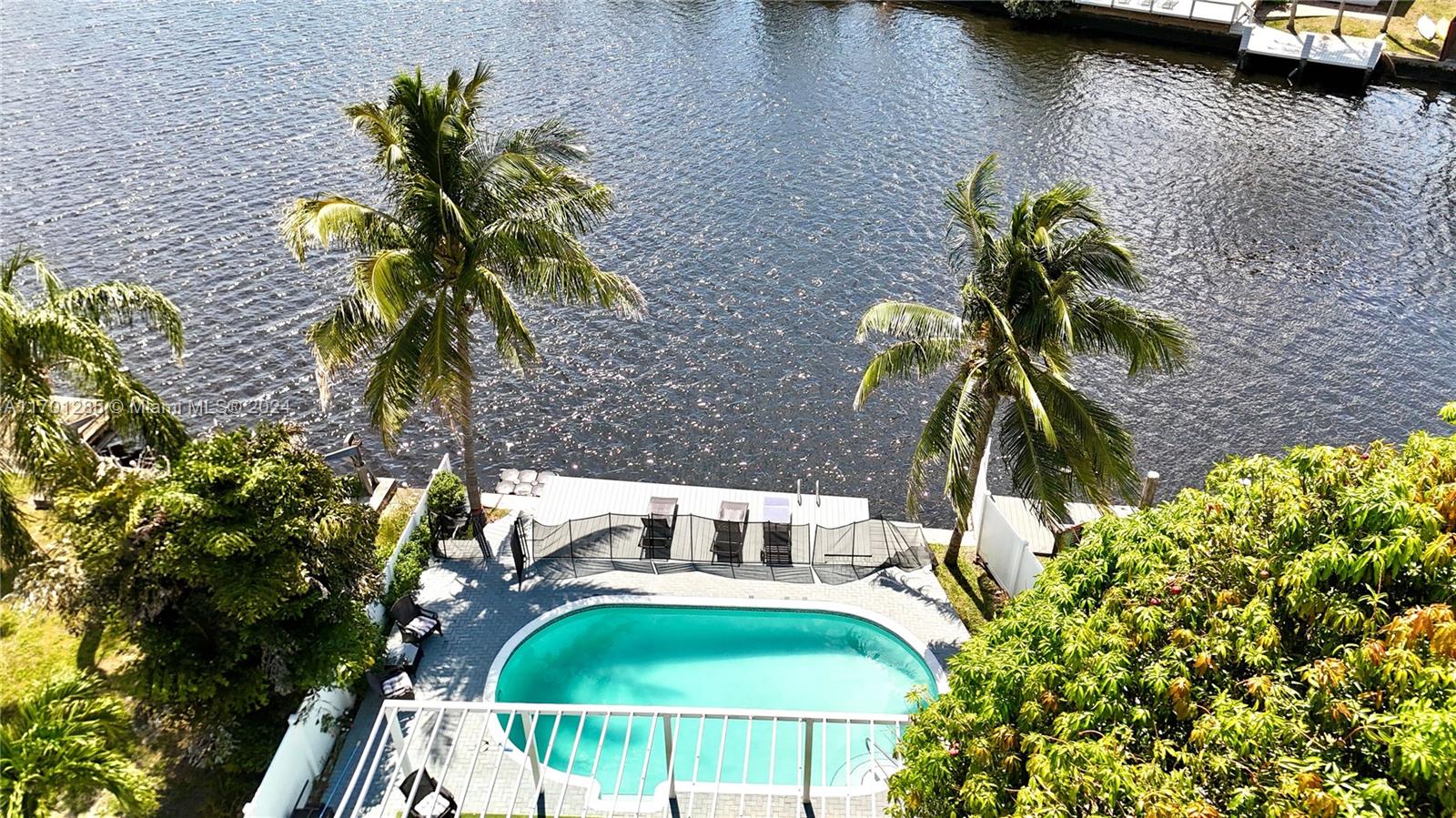 EDGEWATER ESTATES-AMEN PL - Residential Lease
