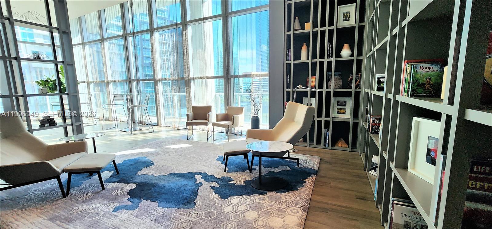 1100 MILLECENTO RESIDENCE - Residential Lease