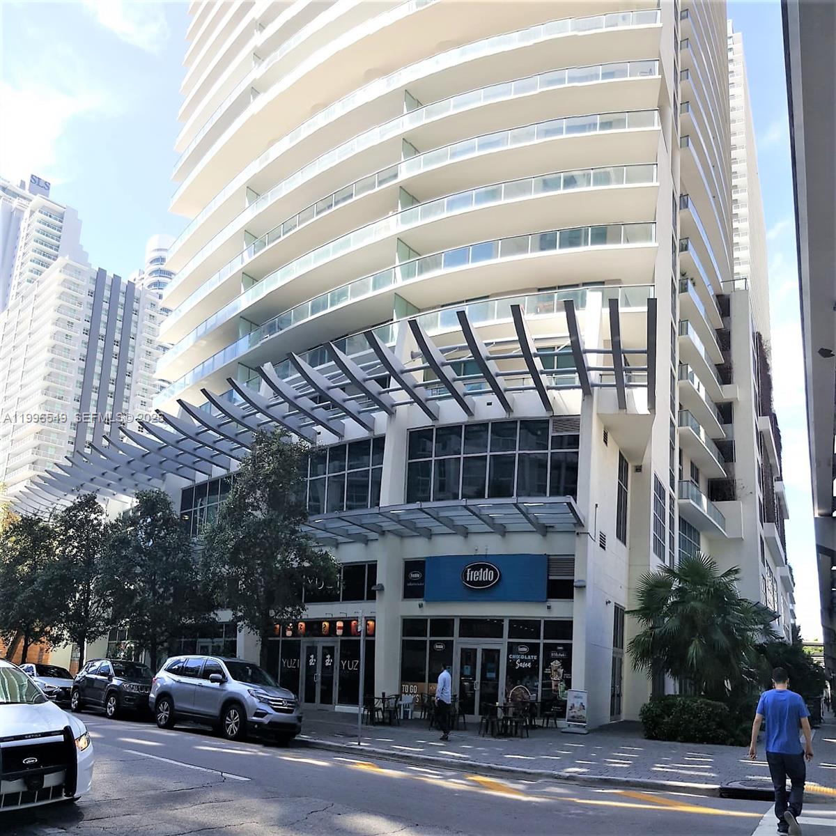 1100 MILLECENTO RESIDENCE - Residential Lease